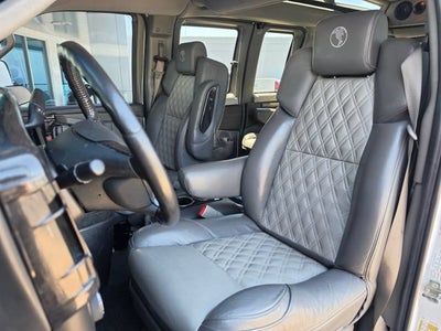 2022 GMC Savana Cargo 2500 Work Van
