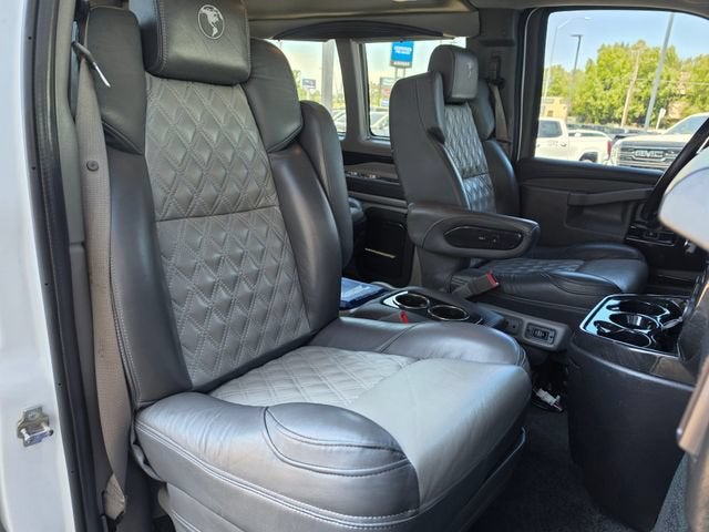 2022 GMC Savana Cargo 2500 Work Van