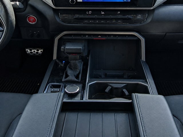 2024 Toyota Tundra 4WD SR5