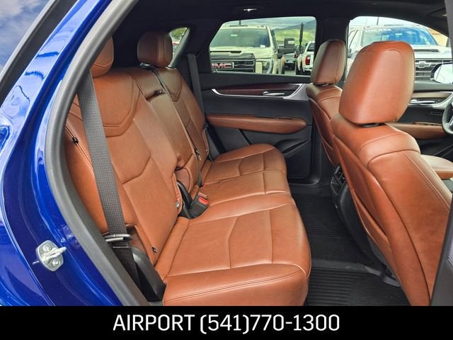 2025 Cadillac XT5 Sport