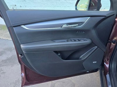 2023 Cadillac XT6 Luxury