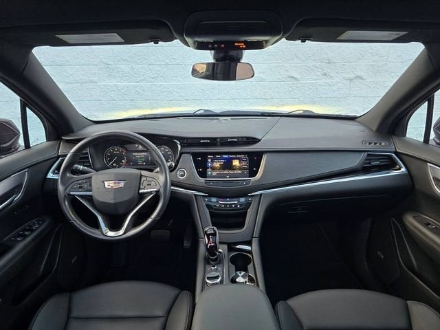 2023 Cadillac XT6 Luxury