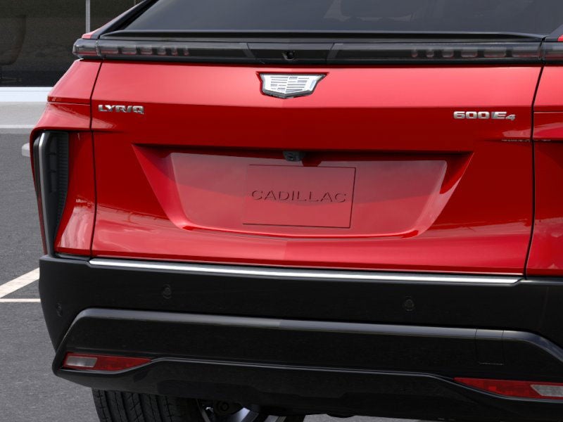 2025 Cadillac LYRIQ Luxury 3